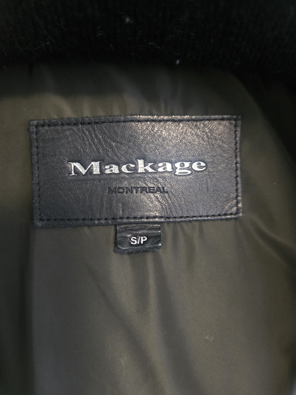 MACKAGE WOMEN ADALI ARMY FITTED DOWN COAT FUR HOOD SIZE S/P - Picture 11 of 16